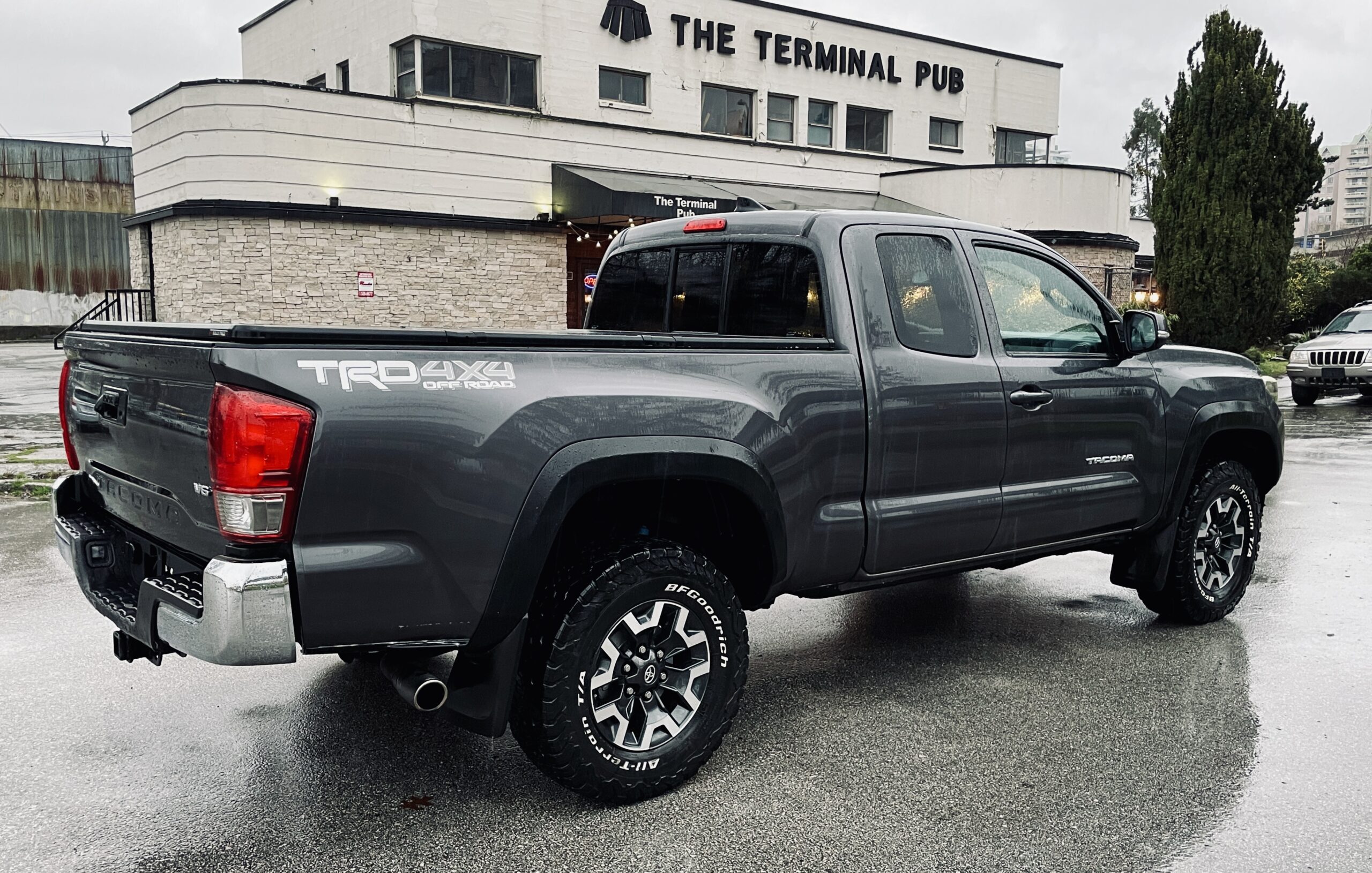 🚙 2016 Toyota Tacoma TRD Off-Road – Only 63,680 KM | One Owner | Local BC Truck Sold sold