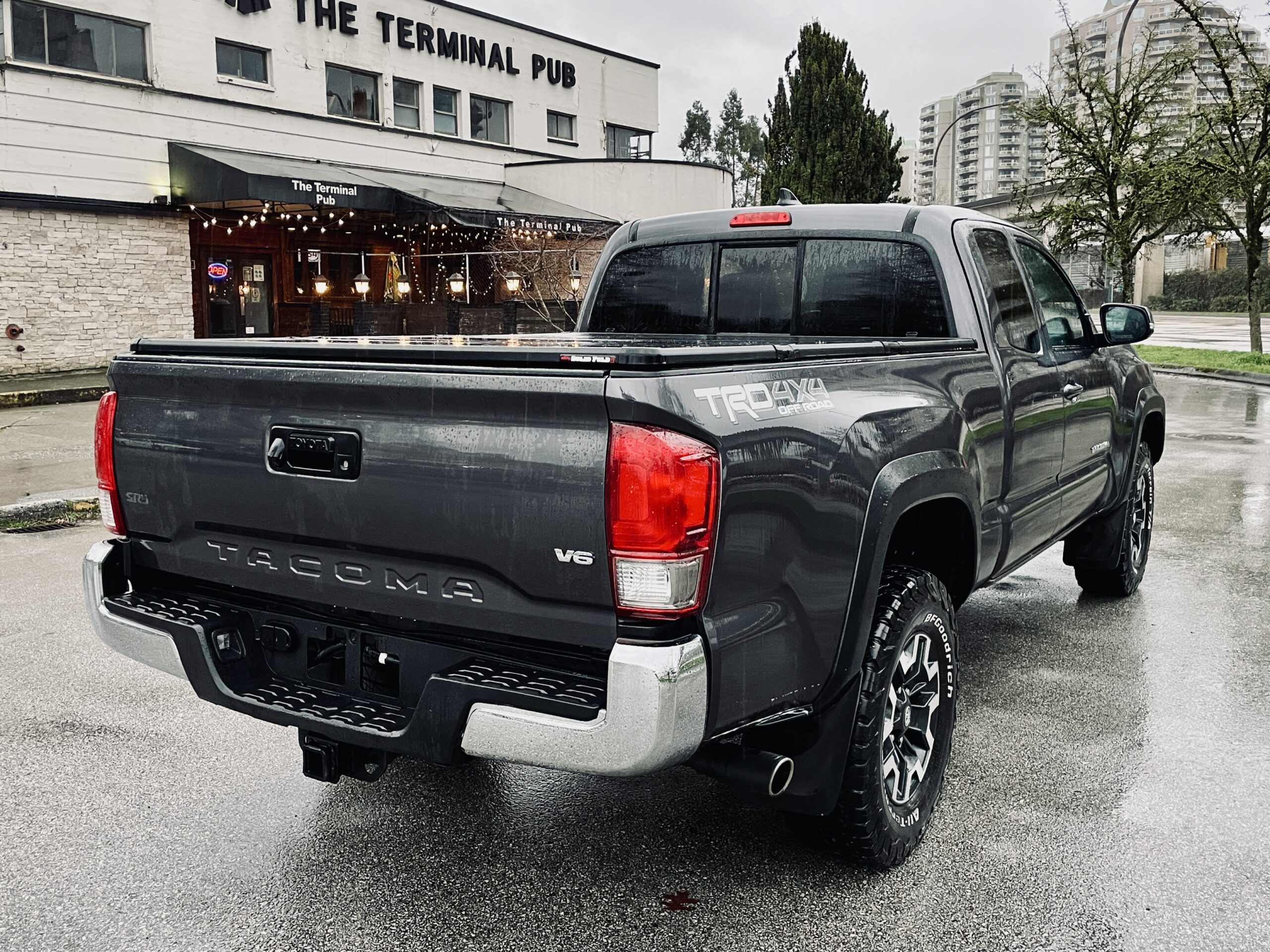 🚙 2016 Toyota Tacoma TRD Off-Road – Only 63,680 KM | One Owner | Local BC Truck Sold sold