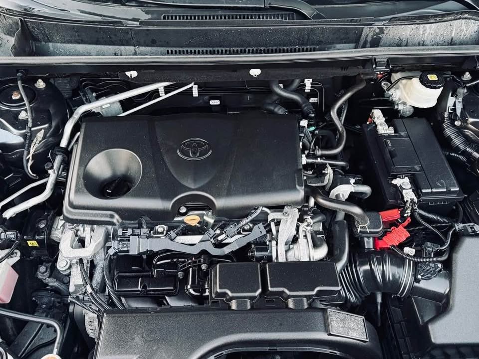 2019 TOYOTA RAV4 XLE AWD sold