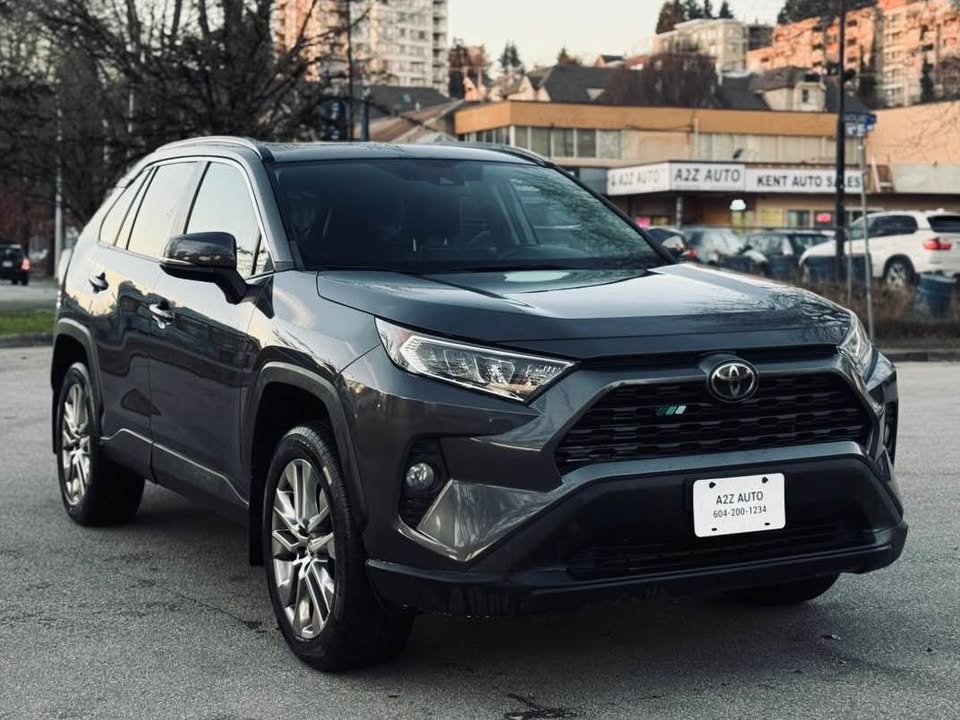2019 TOYOTA RAV4 XLE AWD sold