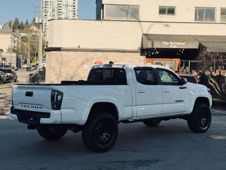 2018 Toyota Tacoma TRD Sport  / Limited Package.
