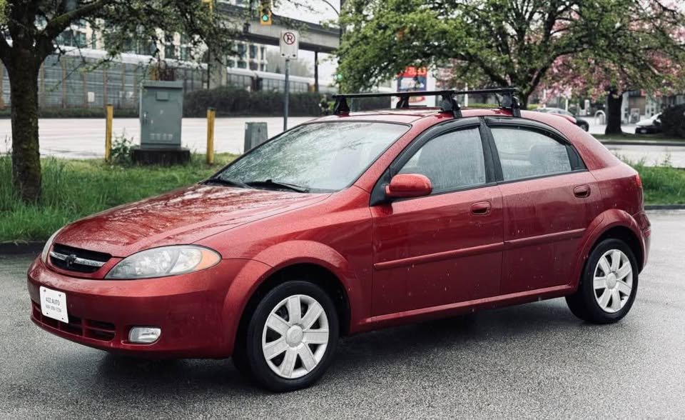 2004 Chevrolet optra 5