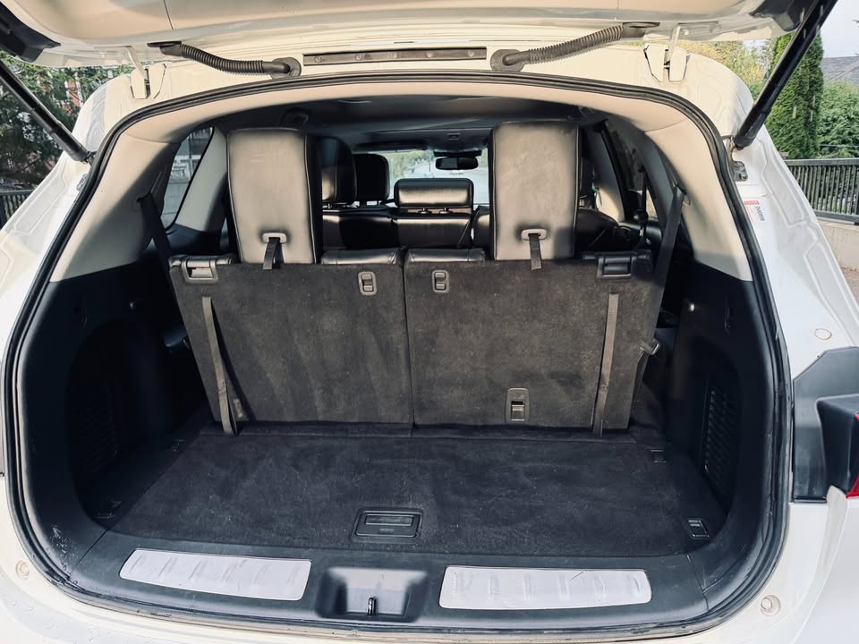 2013 Infiniti jx35 luxury pckage