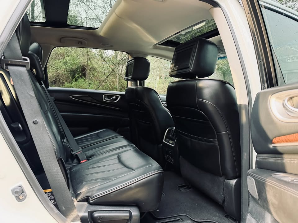 2013 Infiniti jx35 luxury pckage