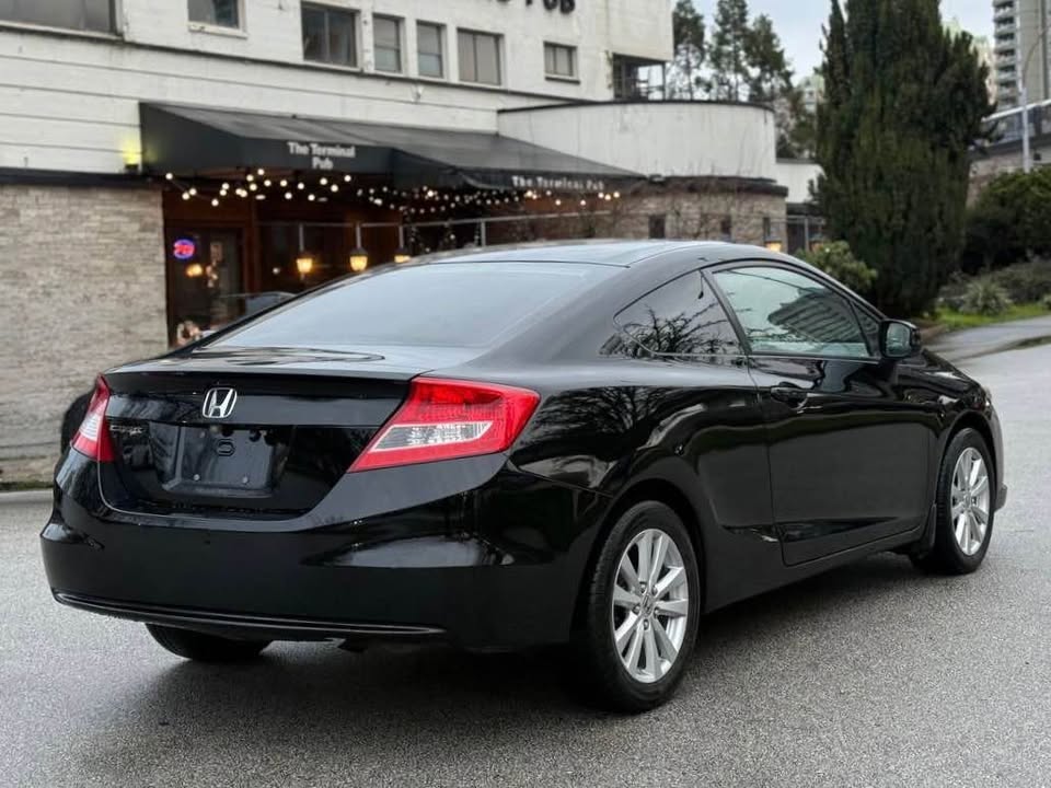2012 Honda civic coup