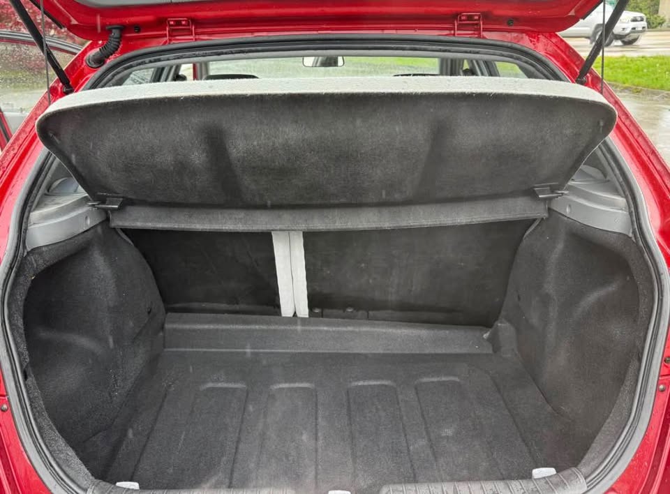 2004 Chevrolet optra 5