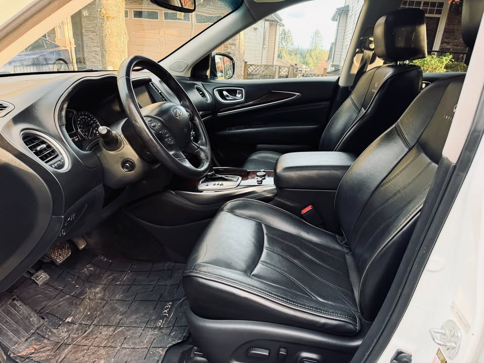 2013 Infiniti jx35 luxury pckage