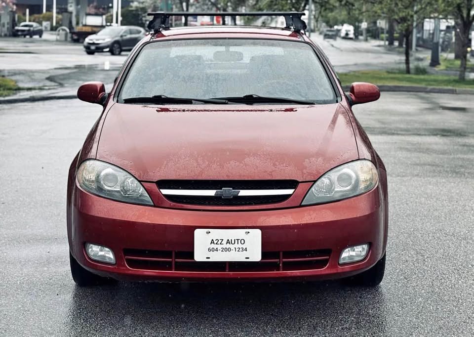 2004 Chevrolet optra 5
