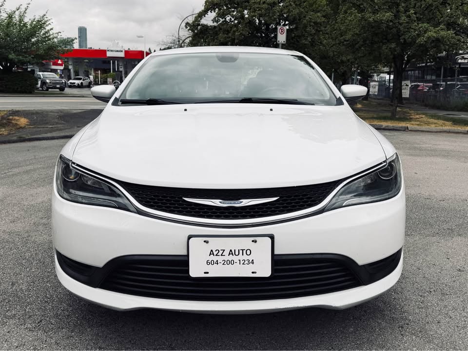 2016 Chrysler 200 — Automatic