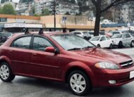2004 Chevrolet optra 5
