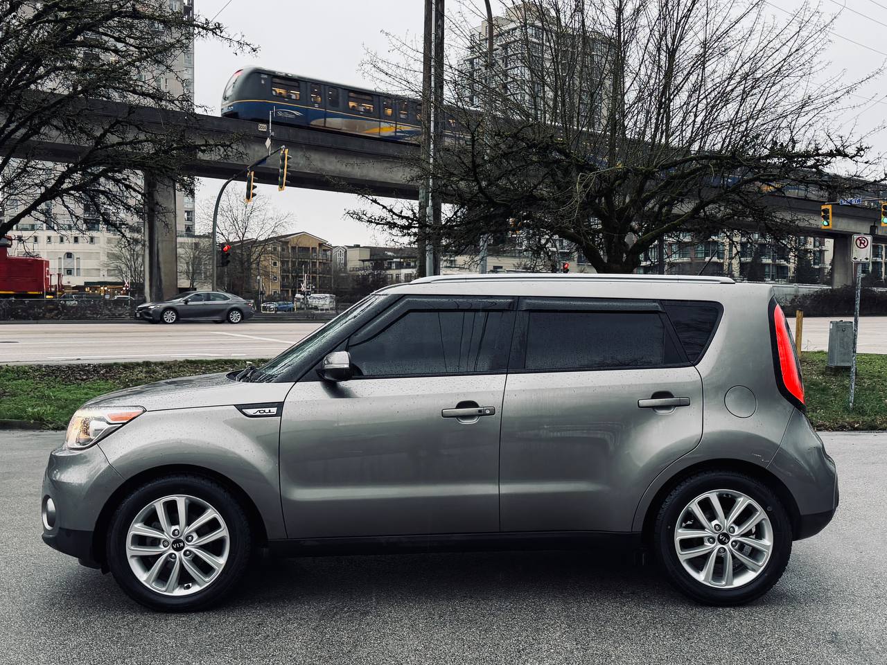 2019 Kia soul ex +