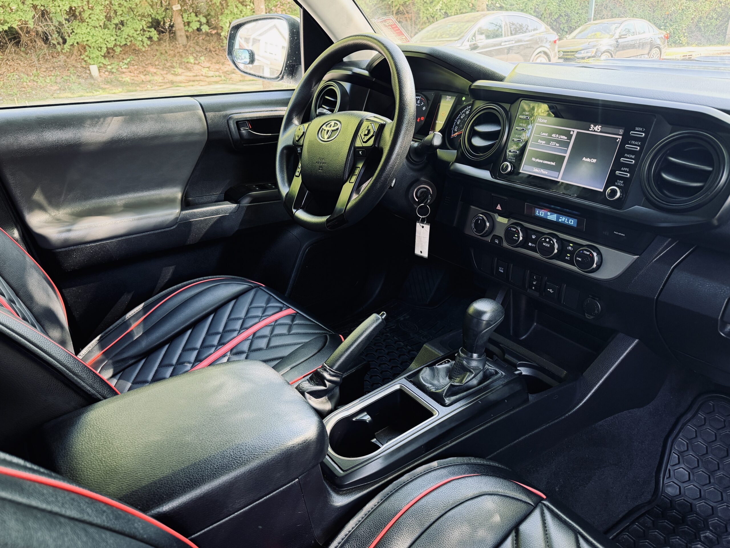 2022 Toyota Tacoma  4X4   Crew Cab Long Box 6 Fit Tall