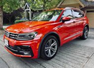 2018 Volkswagen tiguan r-line Fully Loaded. Low KM, Warranty Included