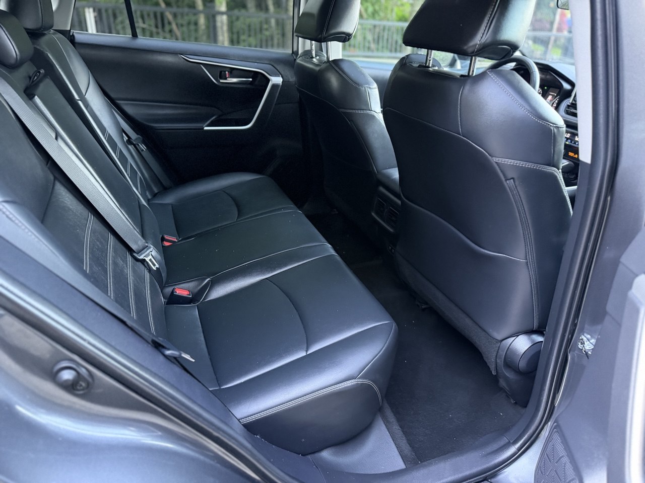 2020 Toyota RAV4  XLE AWD
