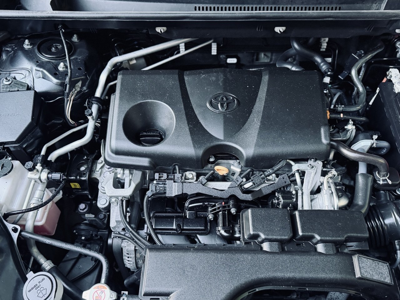 2020 Toyota RAV4  XLE AWD
