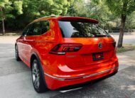 2018 Volkswagen tiguan r-line Fully Loaded. Low KM, Warranty Included