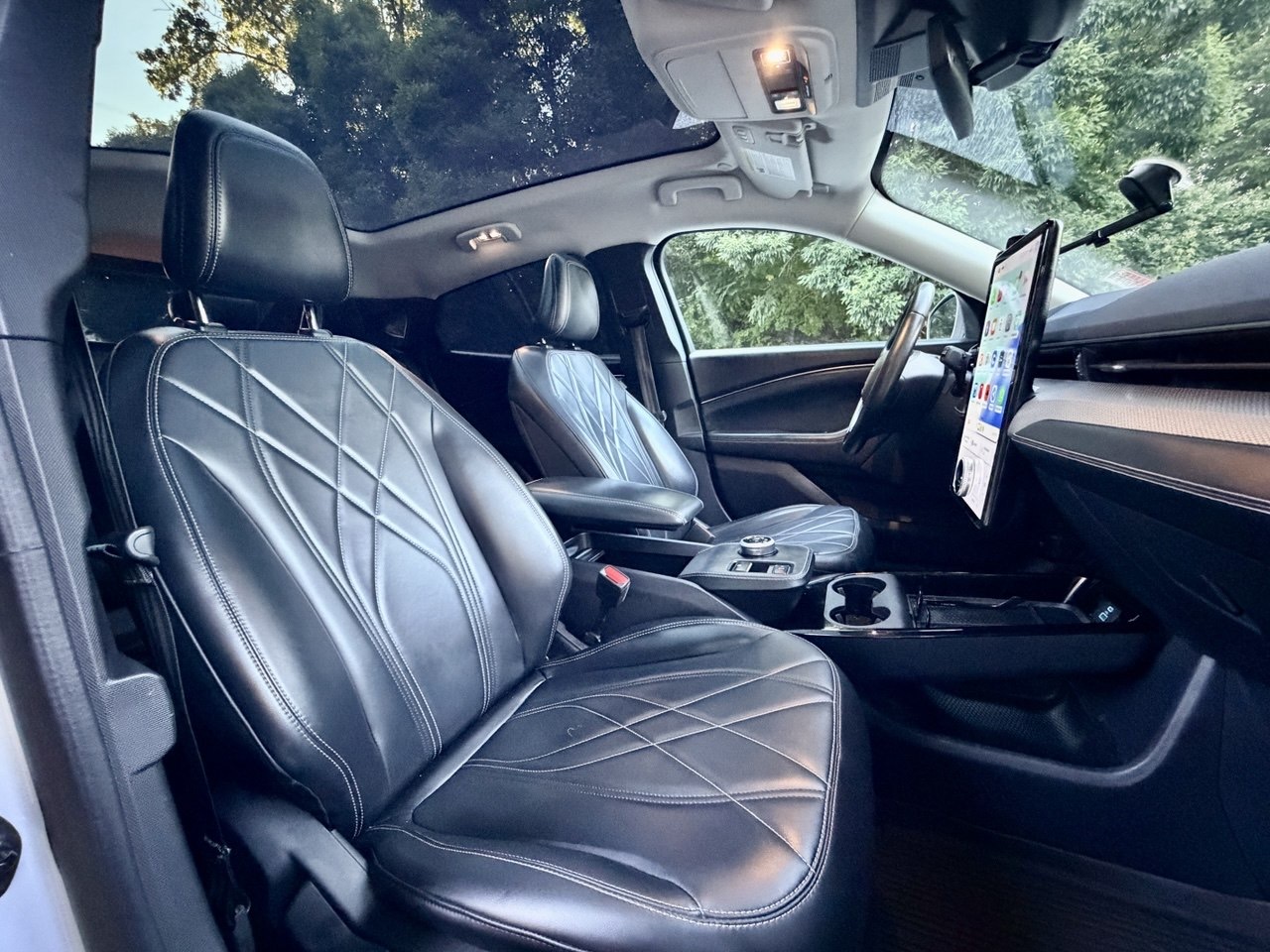 2021 Ford mustang mach-e | california route 1 edition |