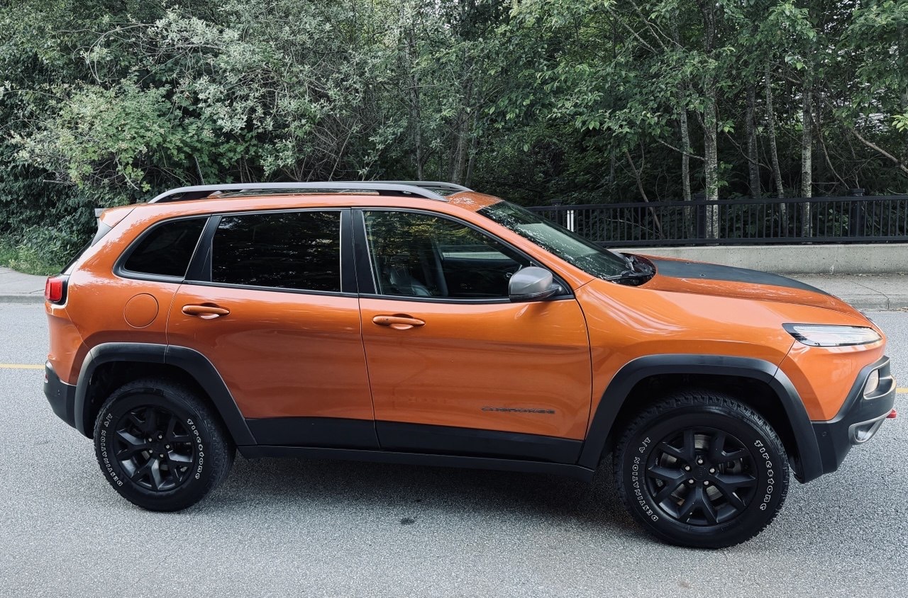 2016 Jeep Cherokee Trail-Hawk 4×4 with the Off-road  Package