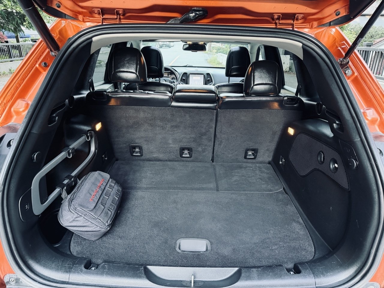 2016 Jeep Cherokee Trail-Hawk 4×4 with the Off-road  Package