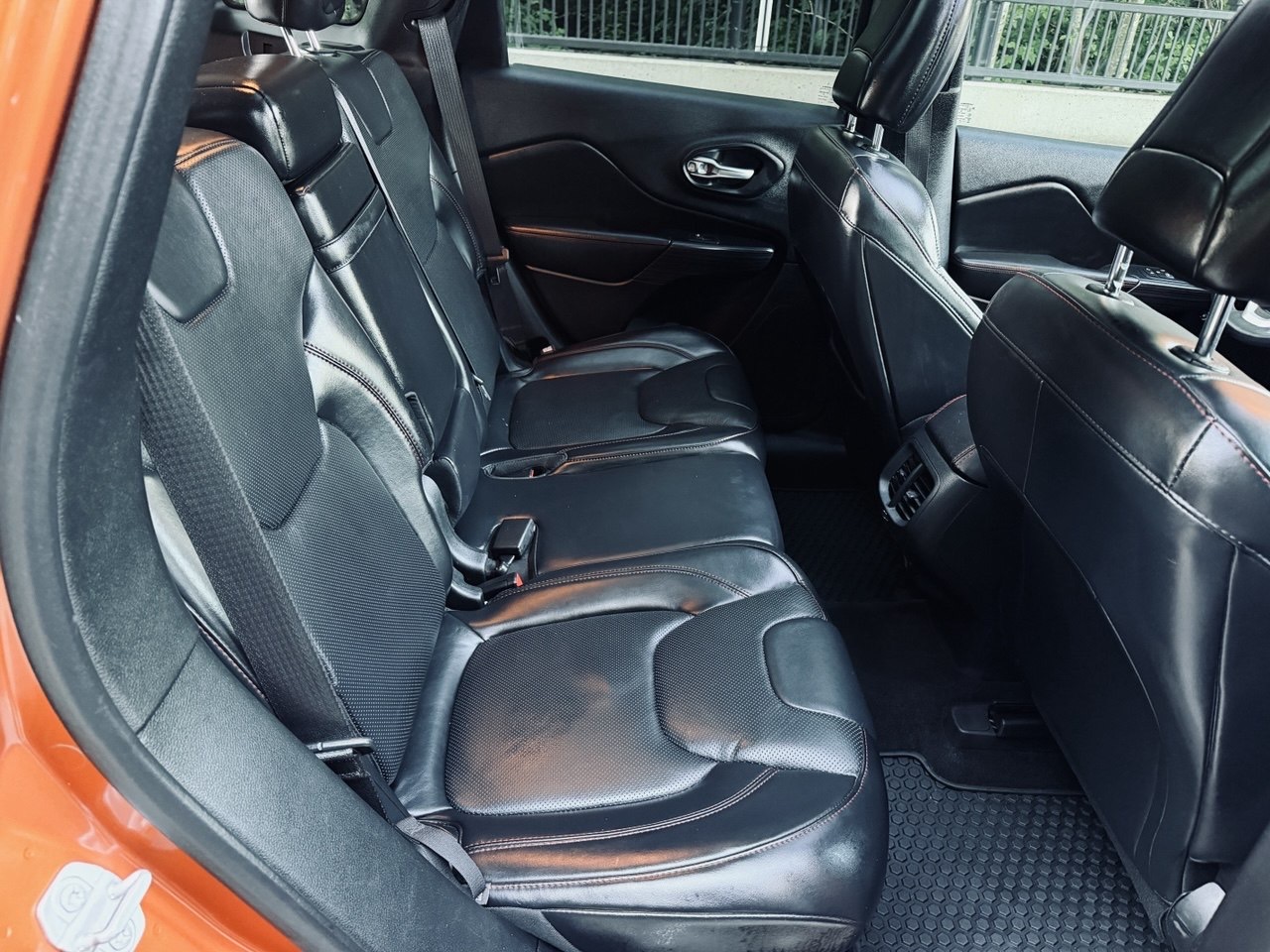 2016 Jeep Cherokee Trail-Hawk 4×4 with the Off-road  Package