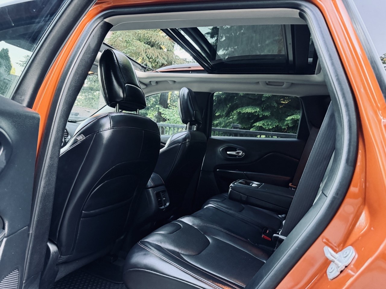 2016 Jeep Cherokee Trail-Hawk 4×4 with the Off-road  Package