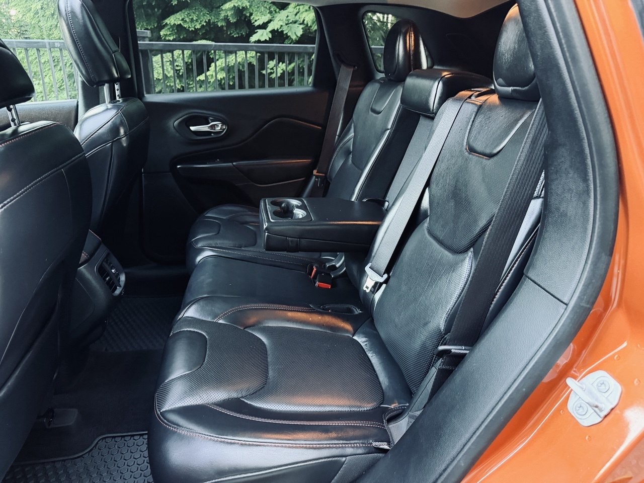 2016 Jeep Cherokee Trail-Hawk 4×4 with the Off-road  Package
