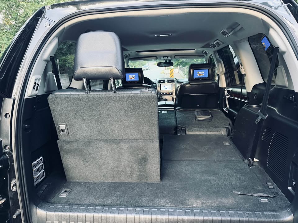 🚗 2013 Lexus GX460 | LOCAL | 1 OWNER | DEALER SERVICED | WARRANTY INCLUDED 🚗