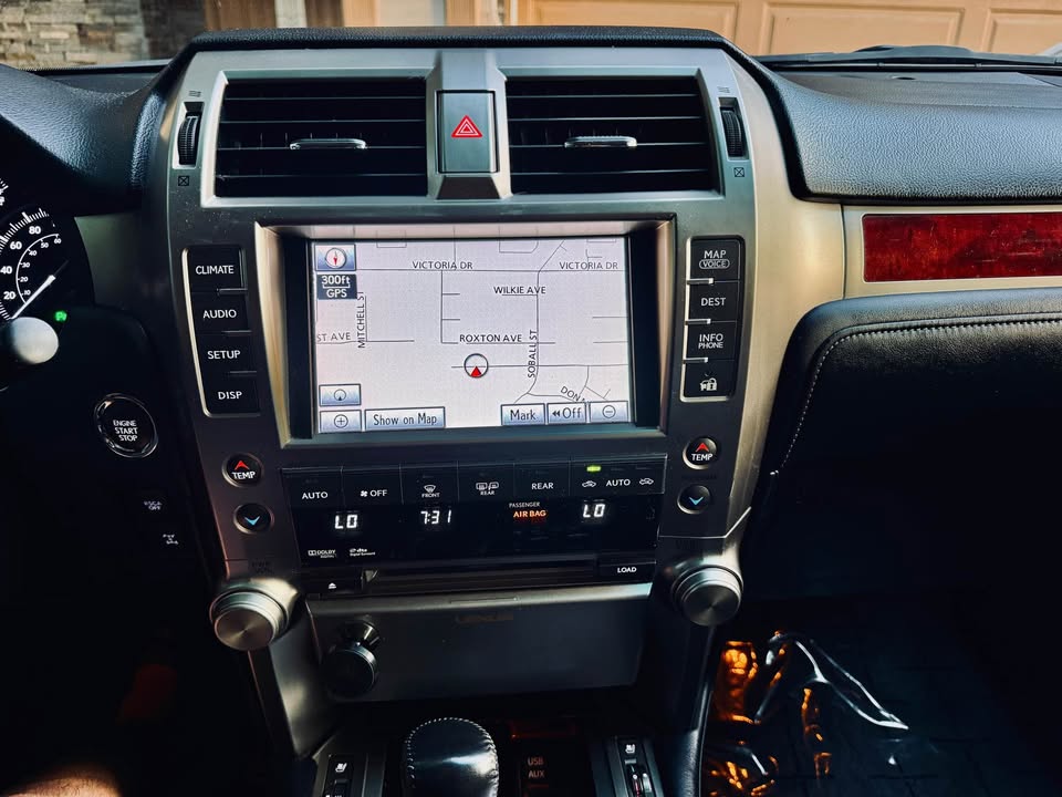 🚗 2013 Lexus GX460 | LOCAL | 1 OWNER | DEALER SERVICED | WARRANTY INCLUDED 🚗