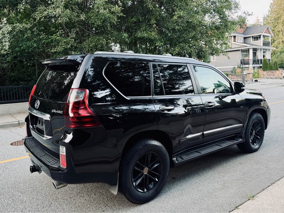 🚗 2013 Lexus GX460 | LOCAL | 1 OWNER | DEALER SERVICED | WARRANTY INCLUDED 🚗