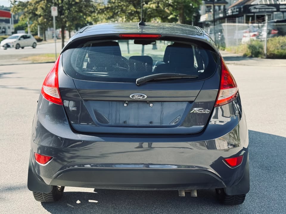 2013 Ford fiesta se