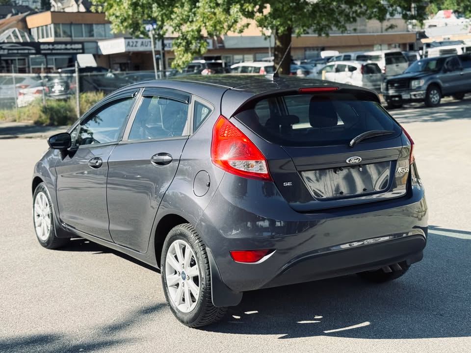 2013 Ford fiesta se