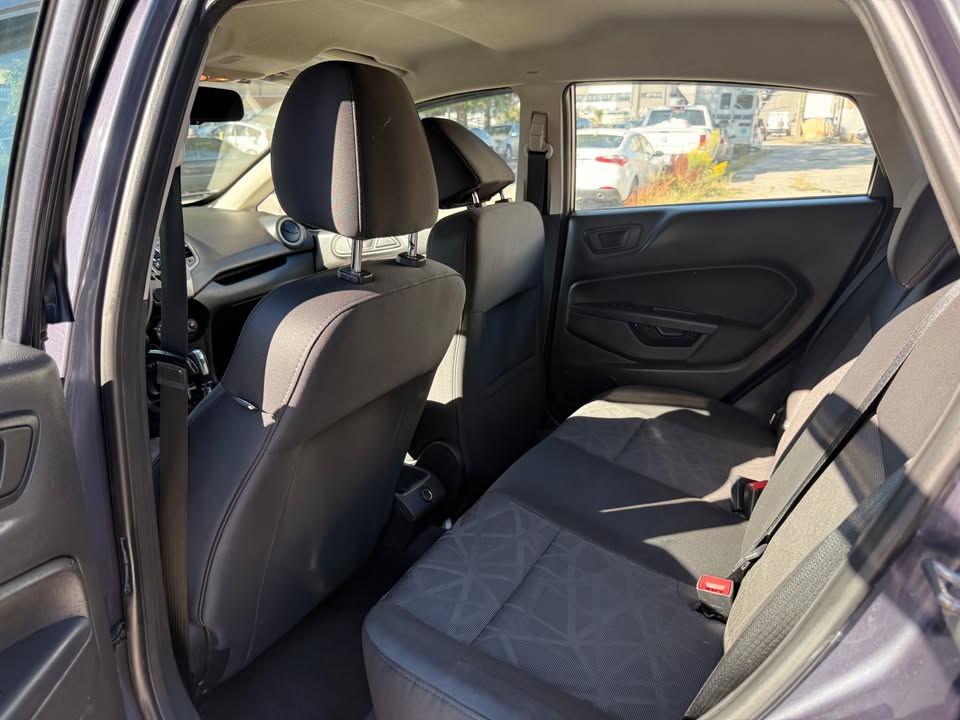 2013 Ford fiesta se